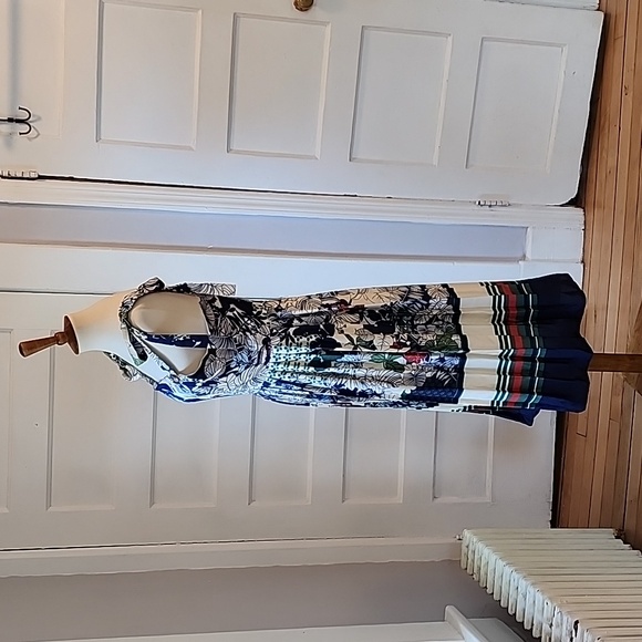 NWT Dalia MacPhee Pleated Tie Shoulder Floral Dress, Size S - Picture 12 of 16